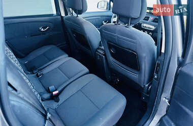Мінівен Renault Scenic 2011 в 