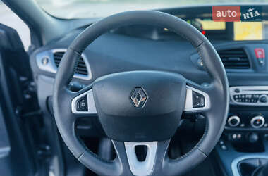 Мінівен Renault Scenic 2011 в 
