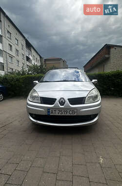 Минивэн Renault Scenic 2006 в 
