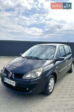 Минивэн Renault Scenic 2009 в 