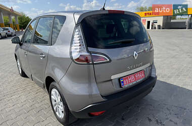 Мінівен Renault Scenic 2015 в 