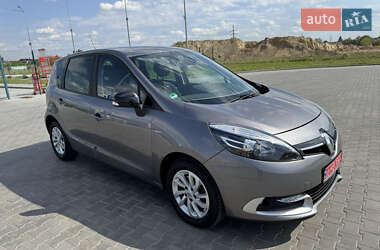 Мінівен Renault Scenic 2015 в 