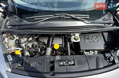 Мінівен Renault Scenic 2015 в 