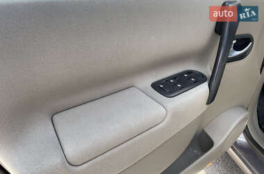 Минивэн Renault Scenic 2005 в 