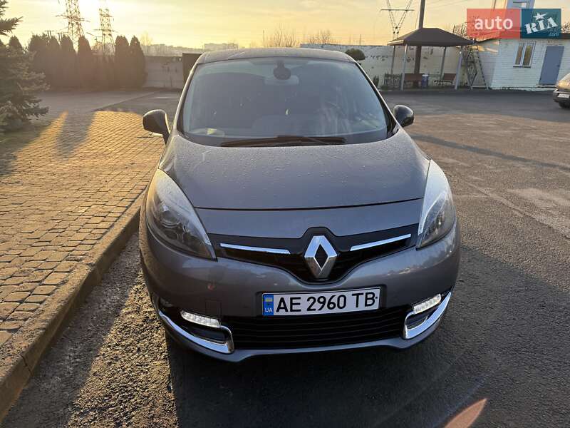 Renault Scenic 2015