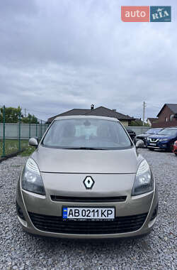 Мінівен Renault Scenic 2010 в 