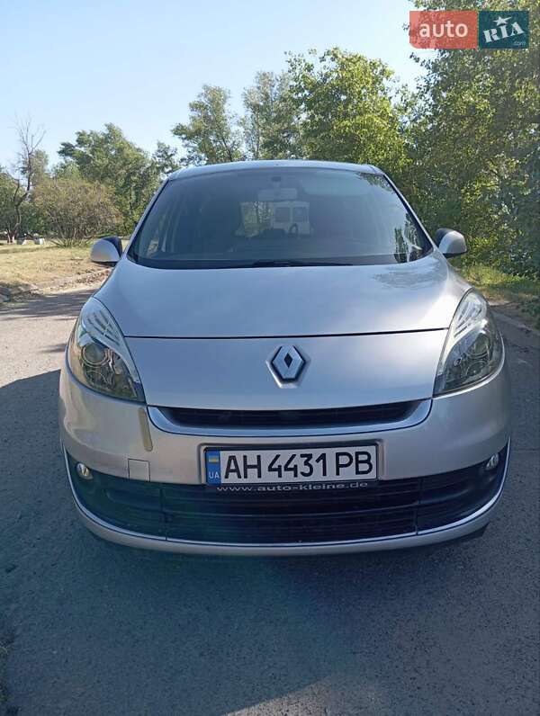 Минивэн Renault Scenic 2012 в Днепре