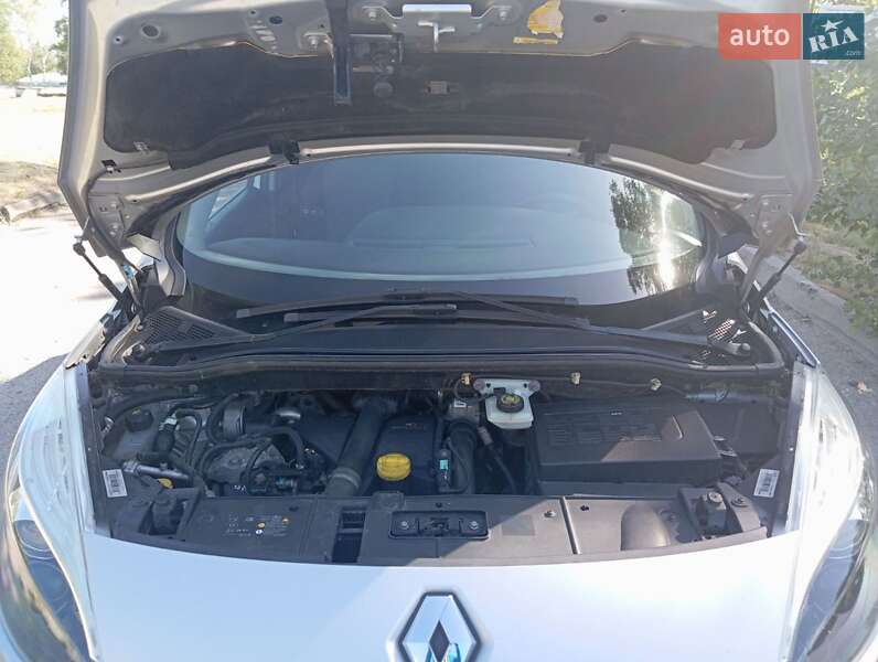 Минивэн Renault Scenic 2012 в Днепре