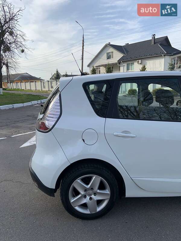 Минивэн Renault Scenic 2012 в Виннице