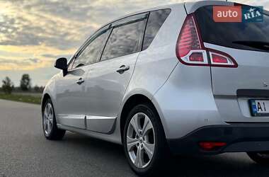 Мінівен Renault Scenic 2010 в 