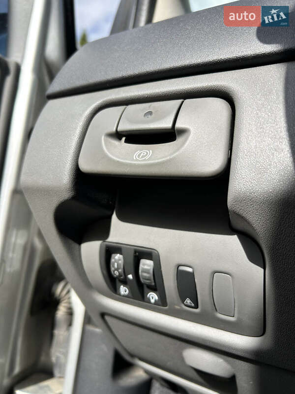 Минивэн Renault Scenic 2007 в Сумах