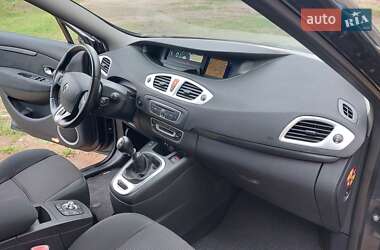 Мінівен Renault Scenic 2010 в 