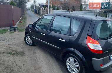 Минивэн Renault Scenic 2005 в 