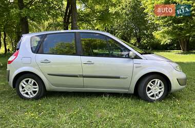 Минивэн Renault Scenic 2006 в 