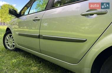 Минивэн Renault Scenic 2006 в 