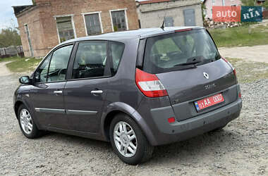 Минивэн Renault Scenic 2005 в 