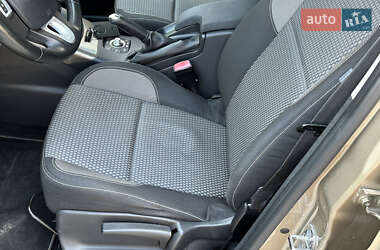 Минивэн Renault Scenic 2013 в 
