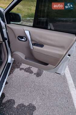 Минивэн Renault Scenic 2005 в 