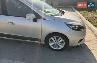 Мінівен Renault Scenic 2013 в Соснівці