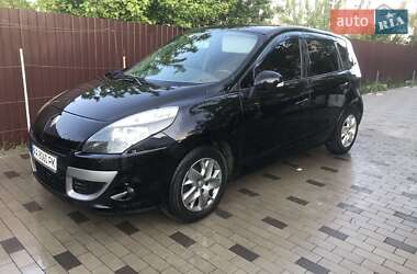 Минивэн Renault Scenic 2011 в Киеве