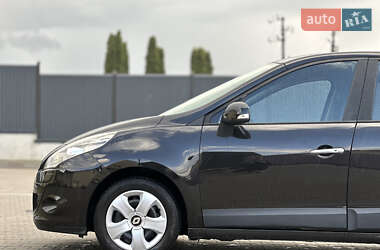 Мінівен Renault Scenic 2009 в 