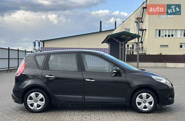 Мінівен Renault Scenic 2009 в 