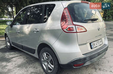 Минивэн Renault Scenic 2010 в Ровно