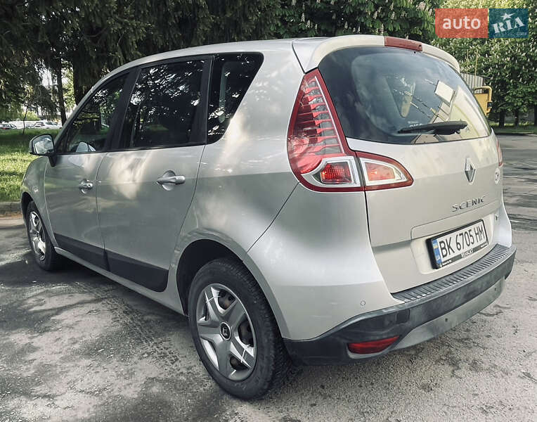 Renault Scenic 2010 Renault Scenic 2010