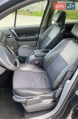 Минивэн Renault Scenic 2005 в 