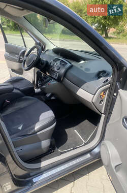 Минивэн Renault Scenic 2005 в 