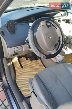 Минивэн Renault Scenic 2003 в 