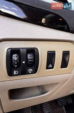 Минивэн Renault Scenic 2010 в 