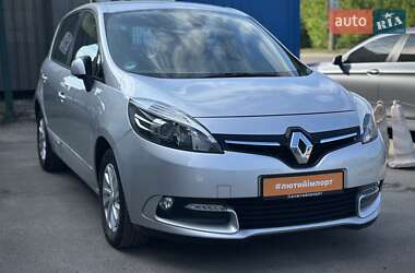 Мінівен Renault Scenic 2013 в 