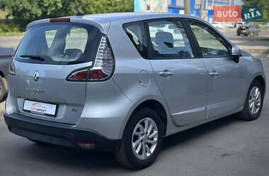 Мінівен Renault Scenic 2013 в 