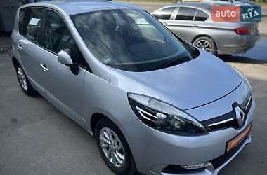 Мінівен Renault Scenic 2013 в 