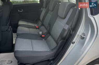 Мінівен Renault Scenic 2013 в 