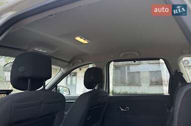 Мінівен Renault Scenic 2013 в 