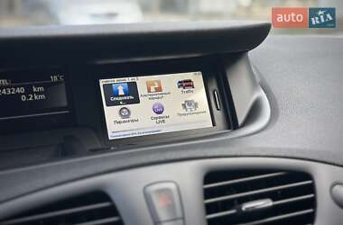 Мінівен Renault Scenic 2013 в 