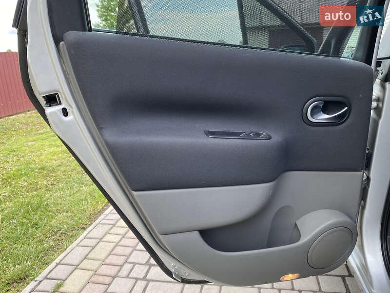 Мінівен Renault Scenic 2007 в Луцьку