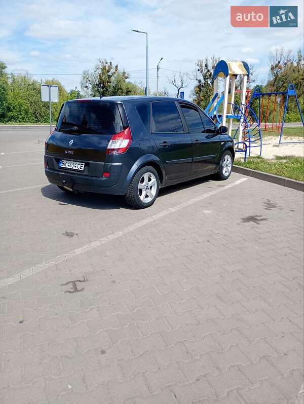 Мінівен Renault Scenic 2007 в Дубні