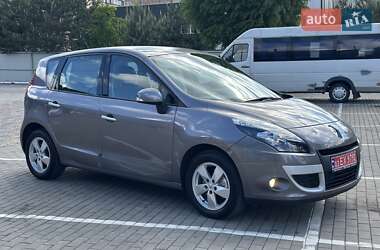 Мінівен Renault Scenic 2011 в 