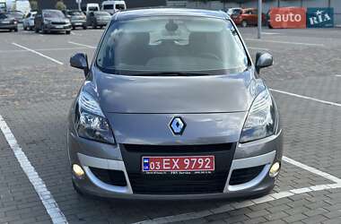 Мінівен Renault Scenic 2011 в 