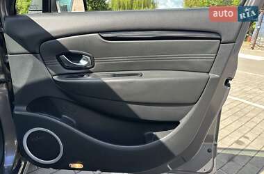 Мінівен Renault Scenic 2011 в 