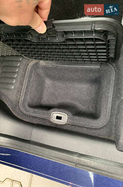 Минивэн Renault Scenic 2009 в 
