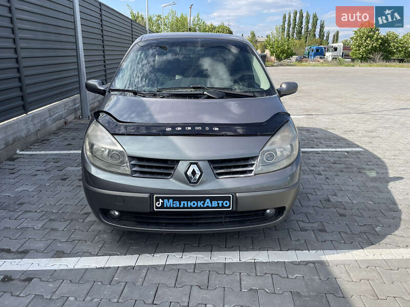 Минивэн Renault Scenic 2005 в 