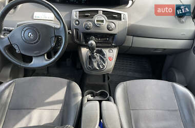Минивэн Renault Scenic 2005 в 