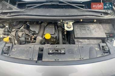 Мінівен Renault Scenic 2012 в 