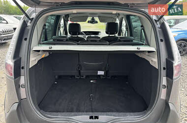 Минивэн Renault Scenic 2013 в 