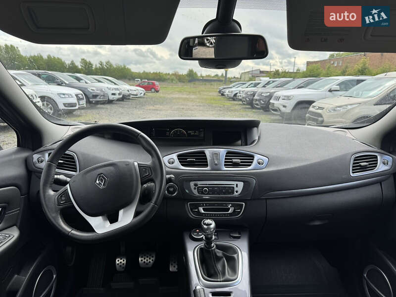 Минивэн Renault Scenic 2013 в Луцке