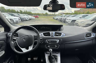 Минивэн Renault Scenic 2013 в 